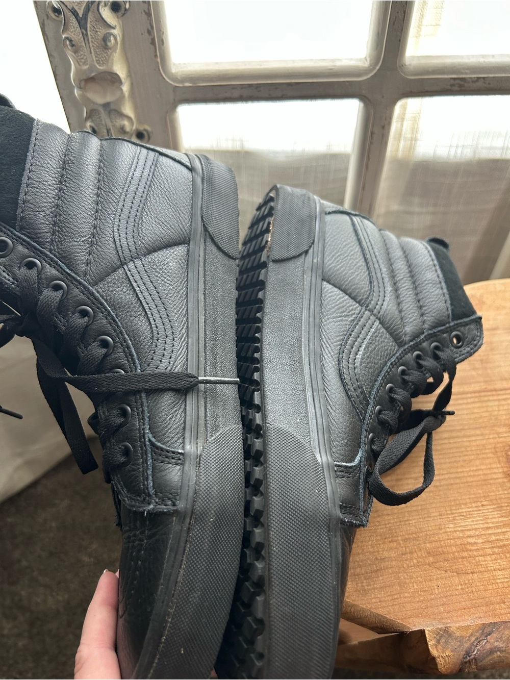 Vans Men's Sk8-Hi Leather High-Top Sneakers - Black men's 9 women's 10.5 Retro - Picture 11 of 12